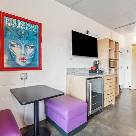 Boutique Vera Hotel In The Heart Of Folly Beach Exterior foto