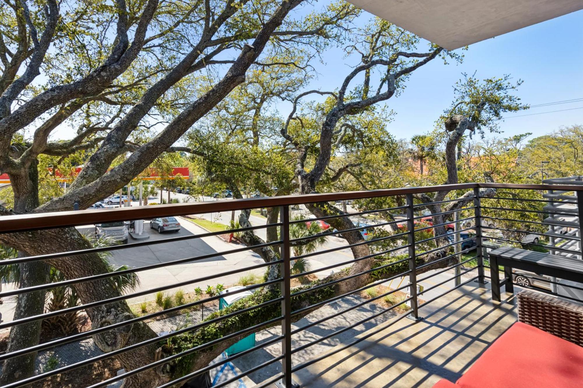 Boutique Vera Hotel In The Heart Of Folly Beach Exterior foto